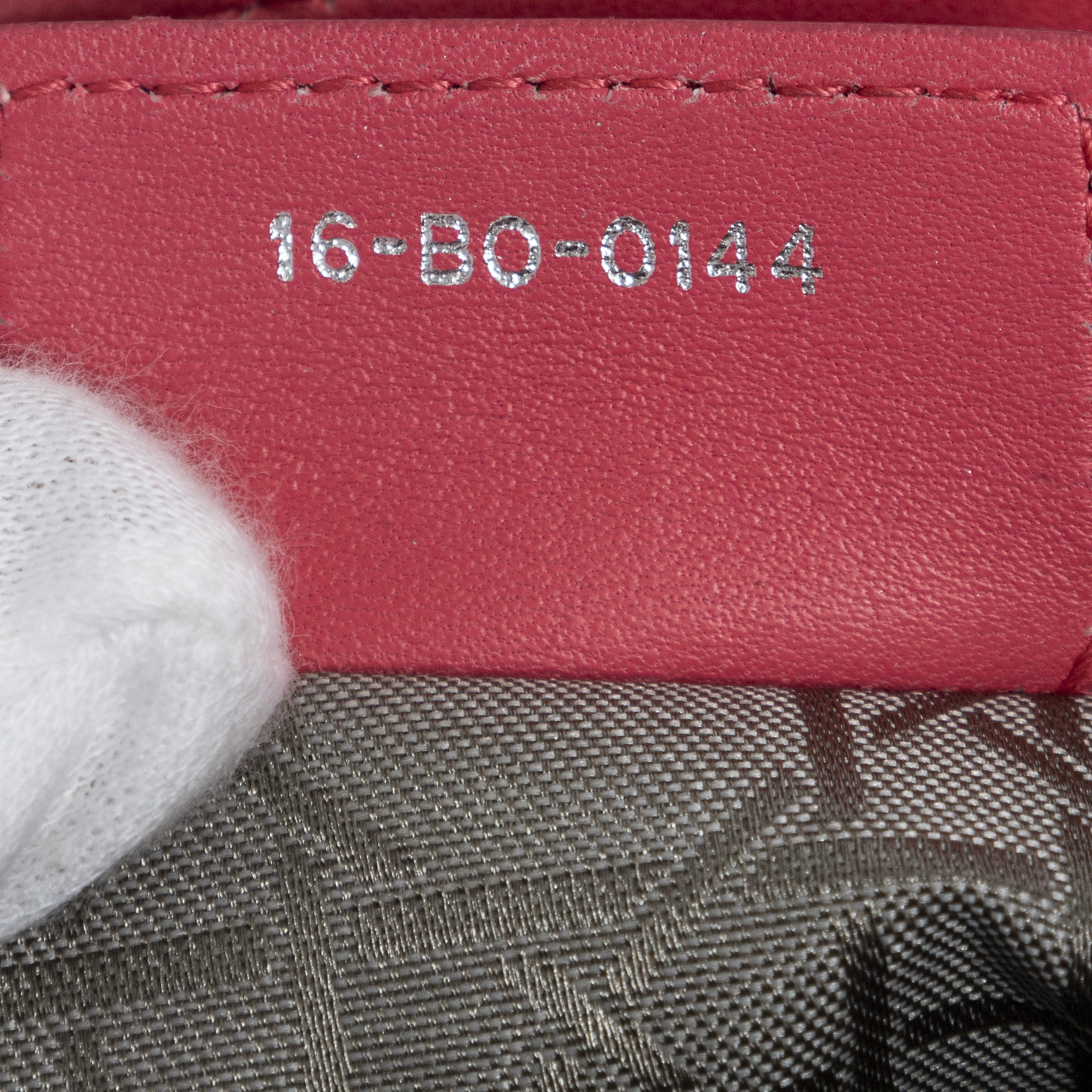 Serial number dior online bag