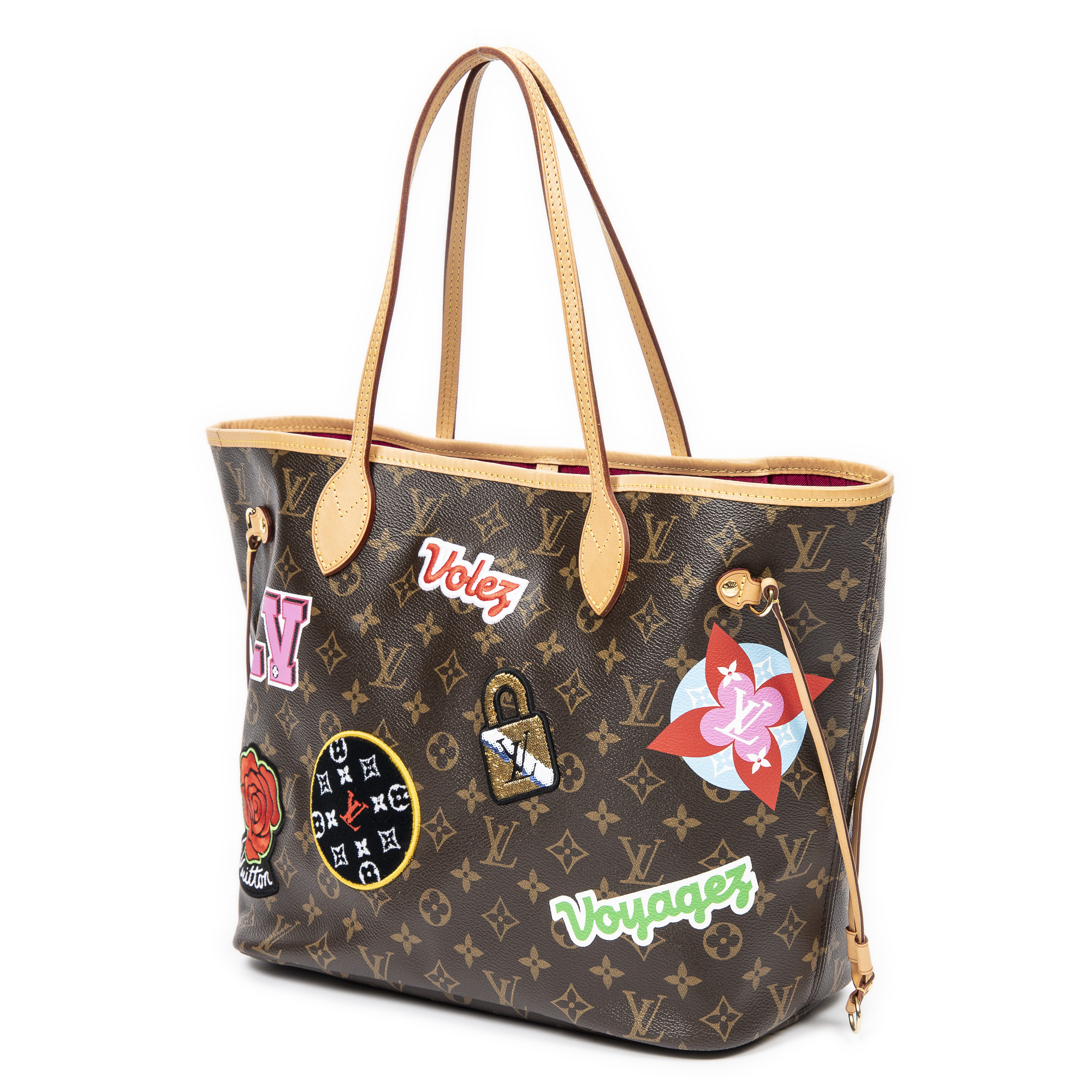 LOUIS VUITTON, Neverfull MM in Brown Monogram Canvas and Golden Brass  hardware. Dimension: 32*29*17cm. Condition Very Good.