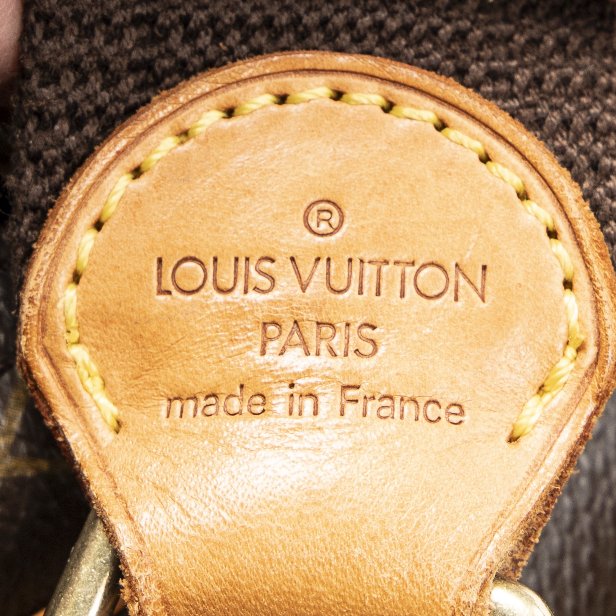LOUIS VUITTON Louis Vuitton Monogram Reporter 37 GM Shoulder Bag