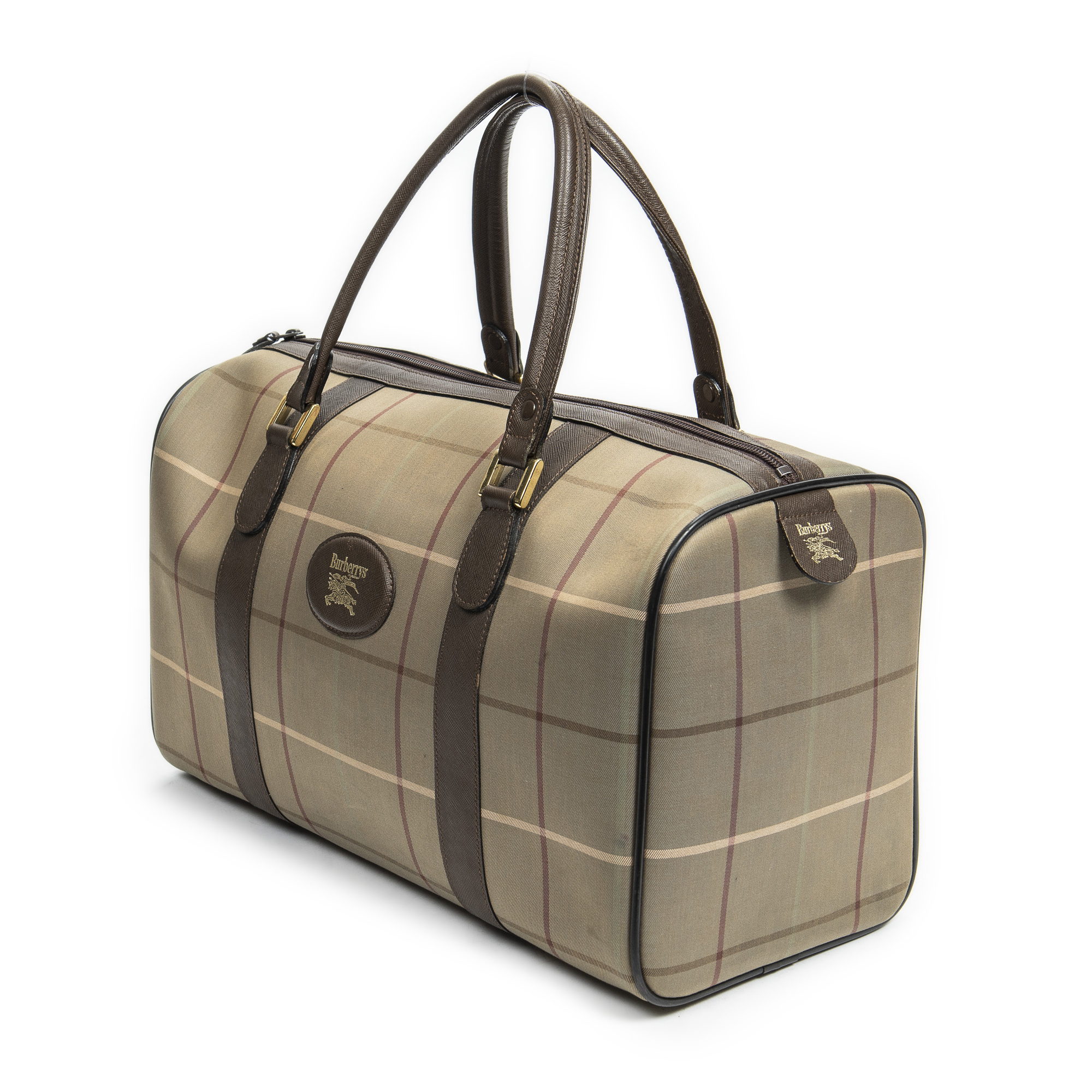 431 Burberry Bags Royalty-Free Images, Stock Photos & Pictures